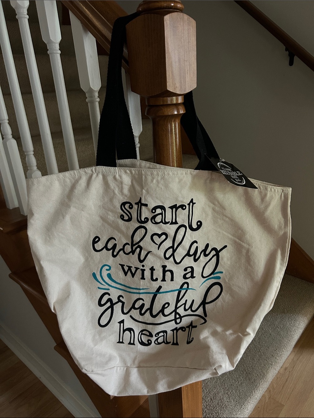 NWT Canvas Tote Bag - Start Each Day With a Grateful Heart - Cream, Black Straps